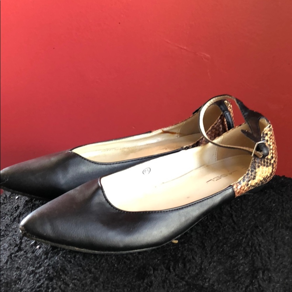 black pointed flats